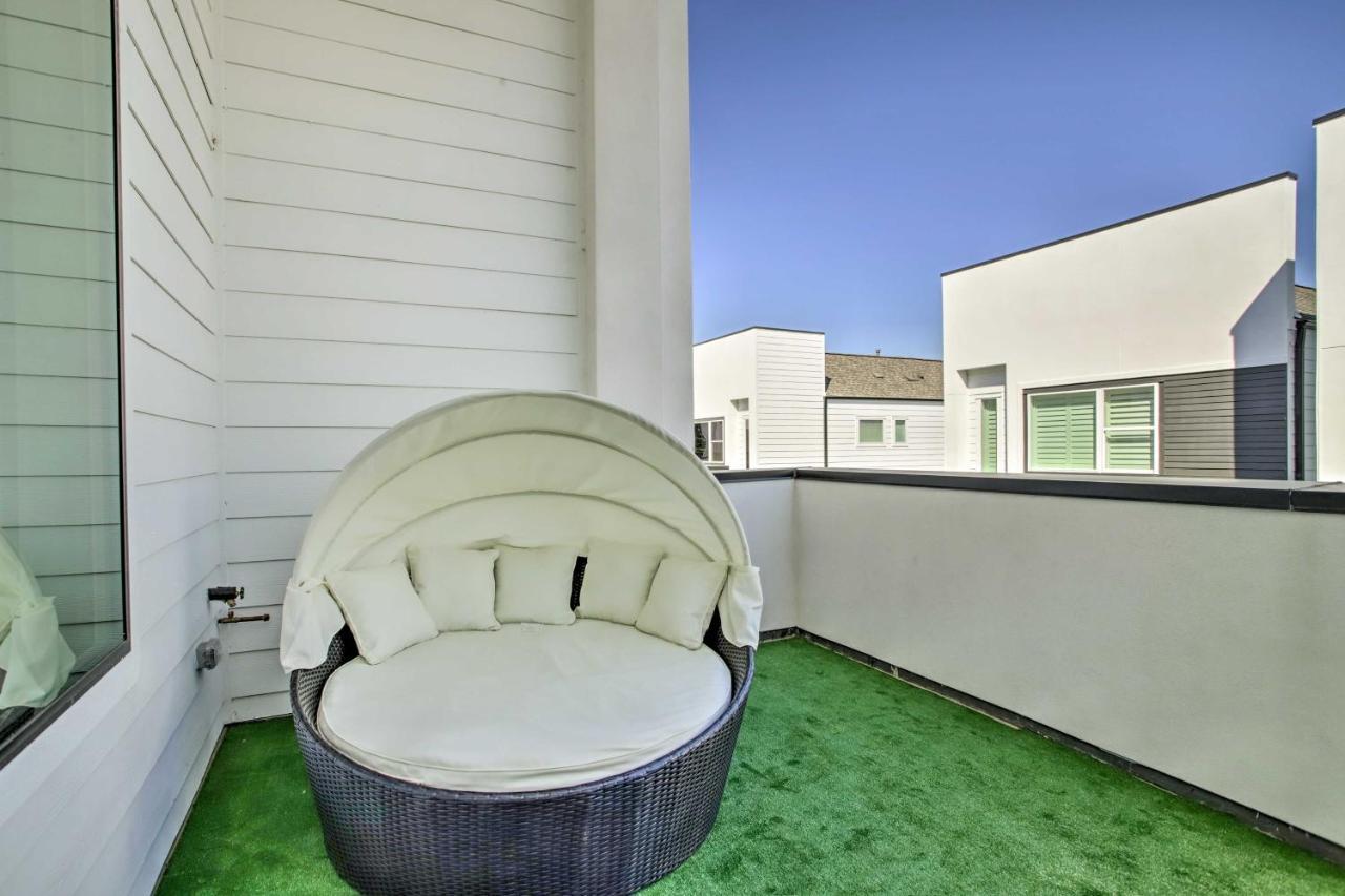 Newly-Built Luxury Galleria Area Townhome! Houston Eksteriør bilde